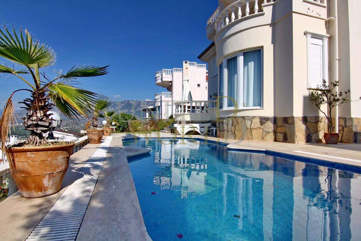 دليلك حول بيع و شراء فلل في تركيا