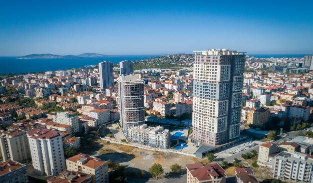 Luxurious Towers in Kartal