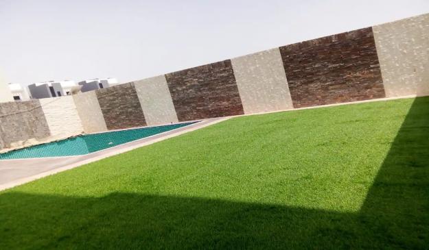 فيلا فخمة في بوشر - المنى